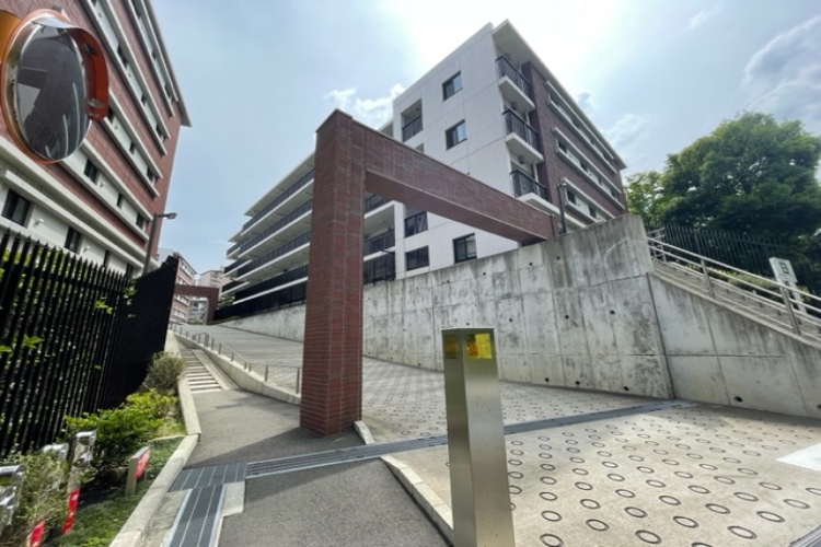 シティテラス横浜仲町台壱番館・弐番館の